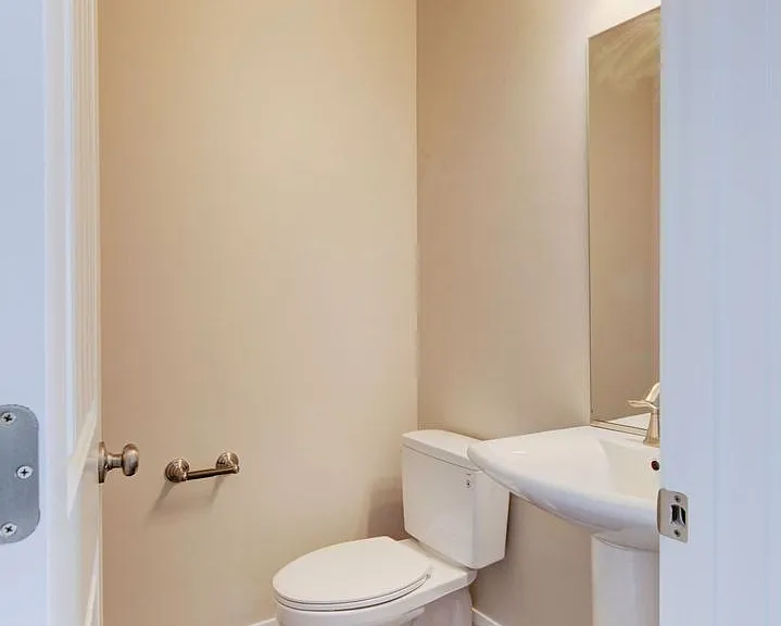 668 E Fiddlers Canyon Rd #37 — Photo 14