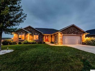 2287 School View Dr, Dubuque, IA 52002