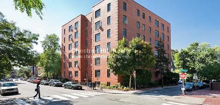 Brattle St