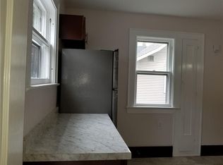 275 Merchants Rd, Rochester, NY 14609