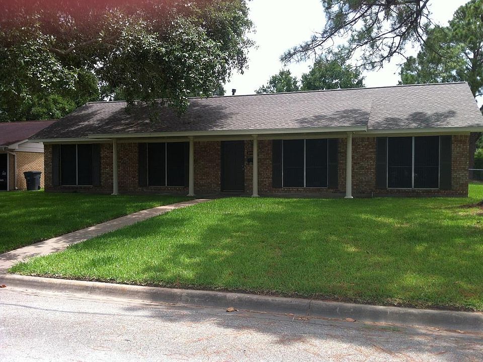1st image of 4000 Crescent Dr