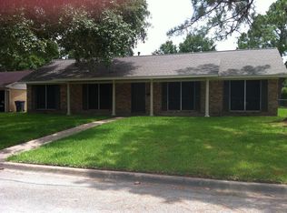 4000 Crescent Dr, Bay City, TX 77414