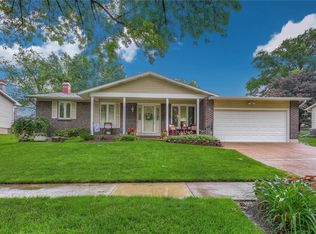 2632 Vortex Dr, Saint Louis, MO