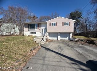 77 Appletree Drive, Saugerties, NY 12477