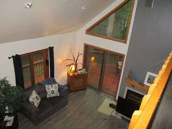 3 bed, 1416 sqft, $2,300 — Photo 3