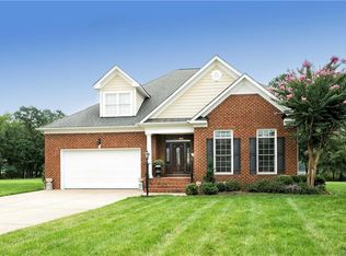 15207 Heron Pointe Way, Moseley, VA 23120