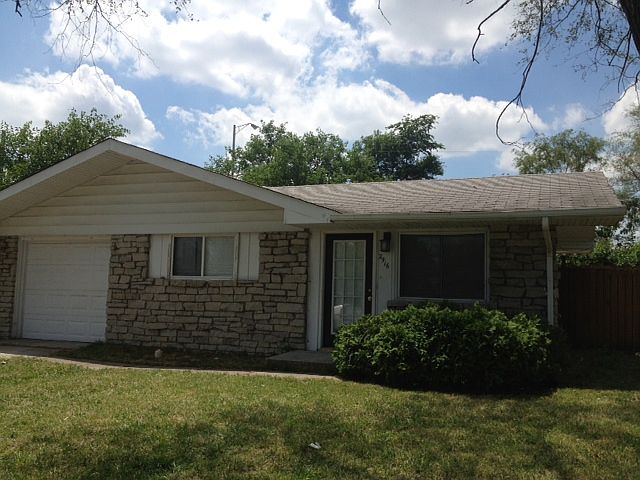1st image of 2416 N Morning Star Dr