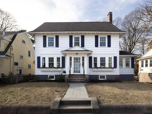 11 Realton Rd, West Roxbury, MA 02132