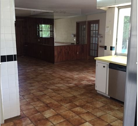 5th image of 10580 NW 29th Ct