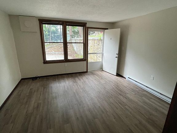 Living Area - Main Room