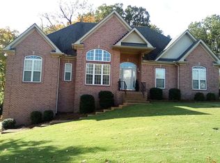 2022 Arlington Rd, Lebanon, TN 37087