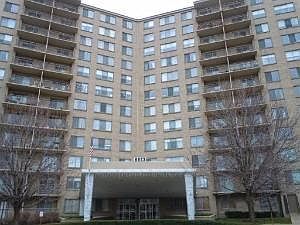 1st image of 6933 N Kedzie Ave APT 508