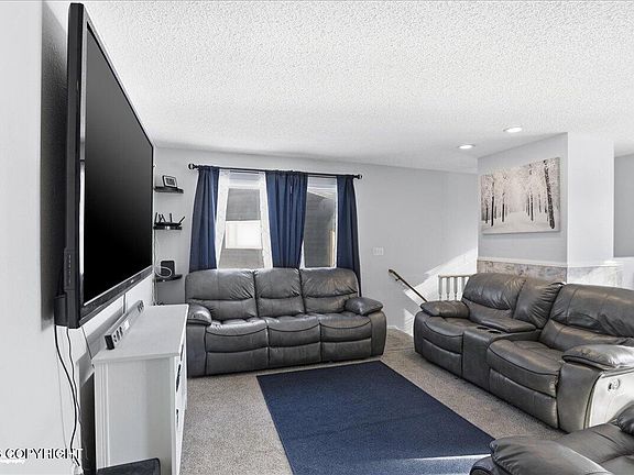 4th image of 9468 Canton Loop