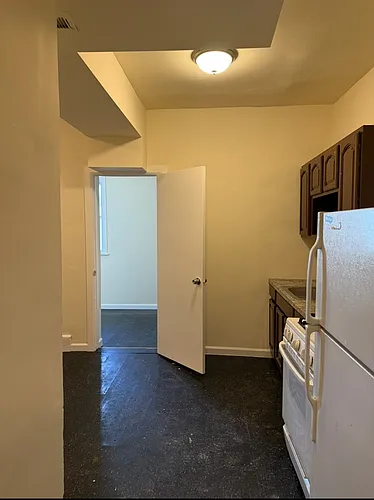 19 Lawrence St #1W Photo 1