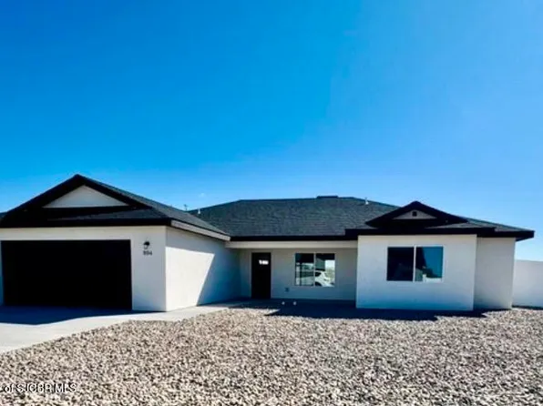 804 Lily St, Farmington, NM 87401