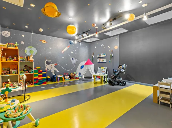 160 1st Street image 7 of 16