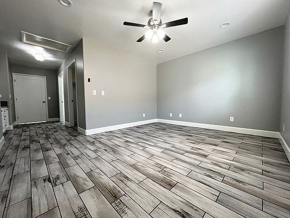 4th image of 4141 Teal St APT 7