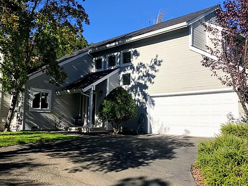 8 Moss Ln Photo 1