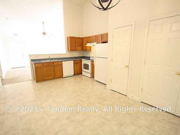 692 Belgium Dr (5)_06162023