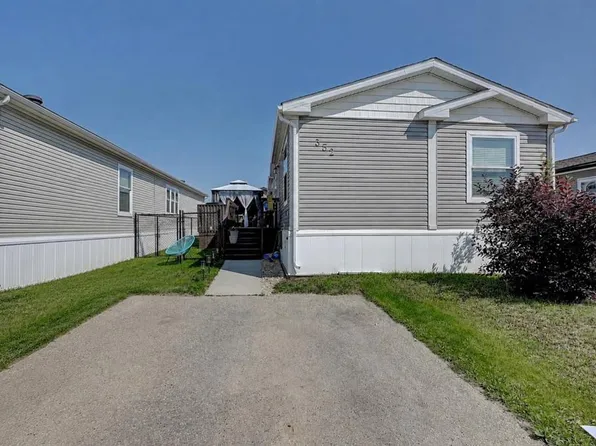10615 88th St Unit 352, Grande Prairie, AB T8X 1P5