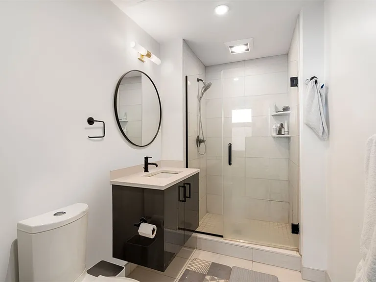 71 Border St #2 — Photo 10