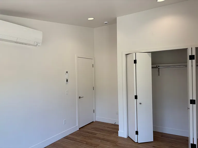 60 Anderson Dr #A — Photo 25
