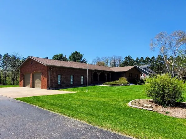 171 8th St, Clintonville, WI 54929