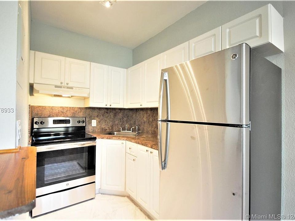 1st image of 1017 Jefferson Ave #Corner