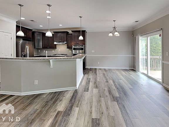 3rd image of 4283 Falls Lake Dr SW