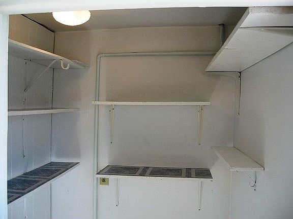 3rd image of 103 North Clayberg St