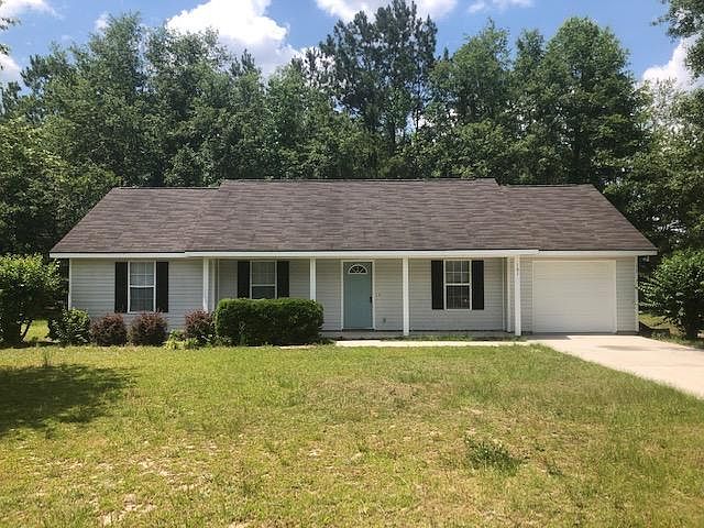 For showings please contact the property manager Steve: (912) 656-7832.