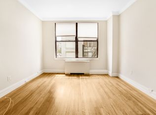 313 E 61st St APT 5B, New York, NY 10065