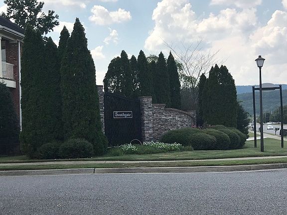 5th image of 7109 Kingsbridge Dr
