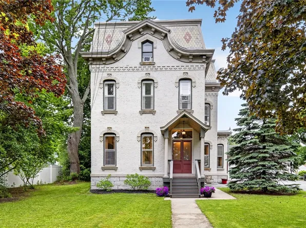 147 E Genesee St, Auburn, NY 13021