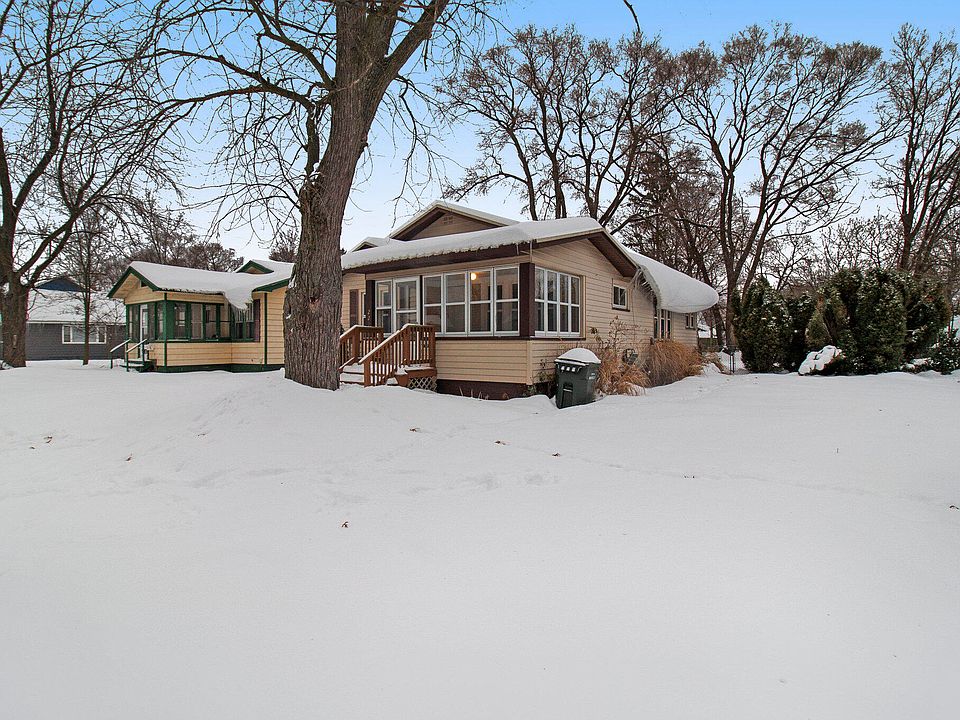 2214 Torrent St, Muskegon, MI 49441 | Zillow