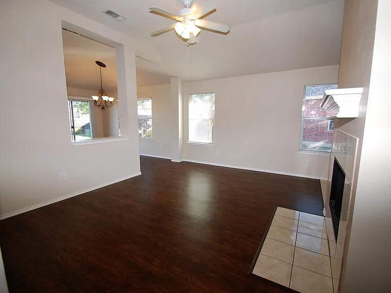 9220 Lenox Dr — Photo 3