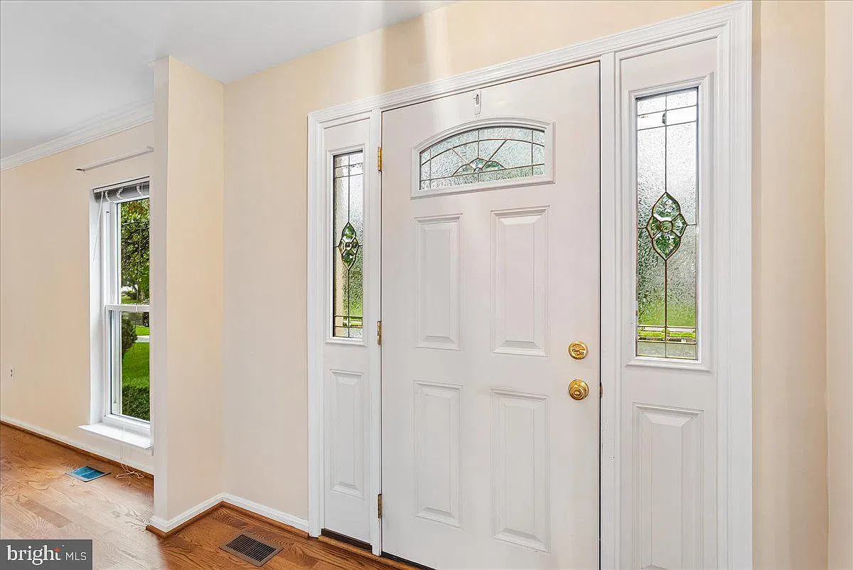 3 bed, 2.5 bath, 1620 sqft, $3,500 — Photo 4