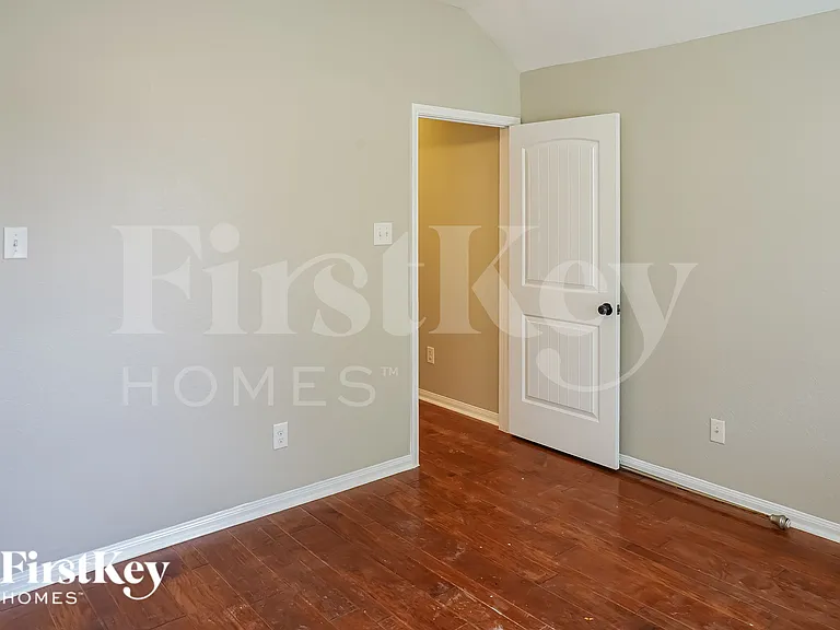 297 Country Crossing Cir — Photo 15