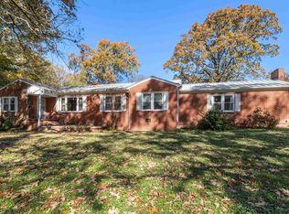 1215 Ingleside Ave, Florence, AL 35630