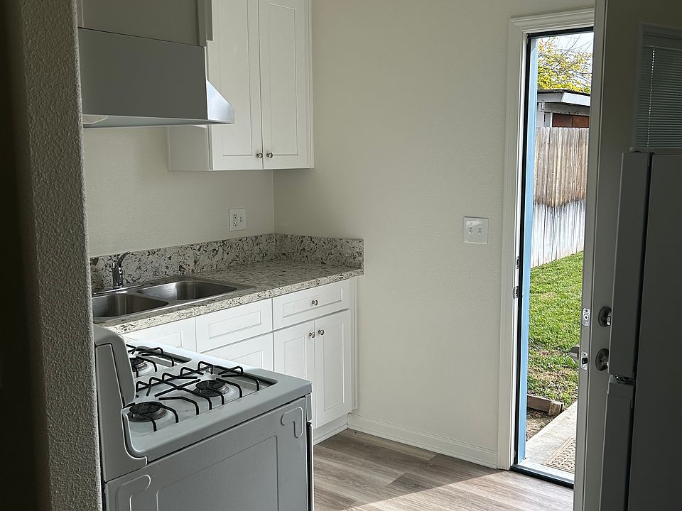 1st image of 32120 Avenue D Unit 4