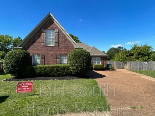 11817 Village Center St, Arlington, TN 38002