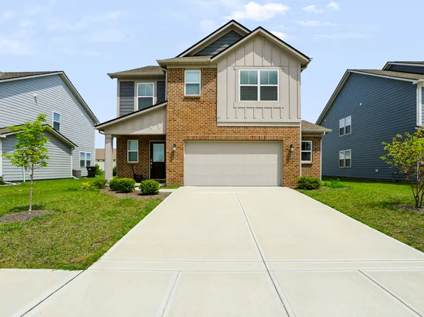 1240 Patens Dr, Greenwood, IN 46143