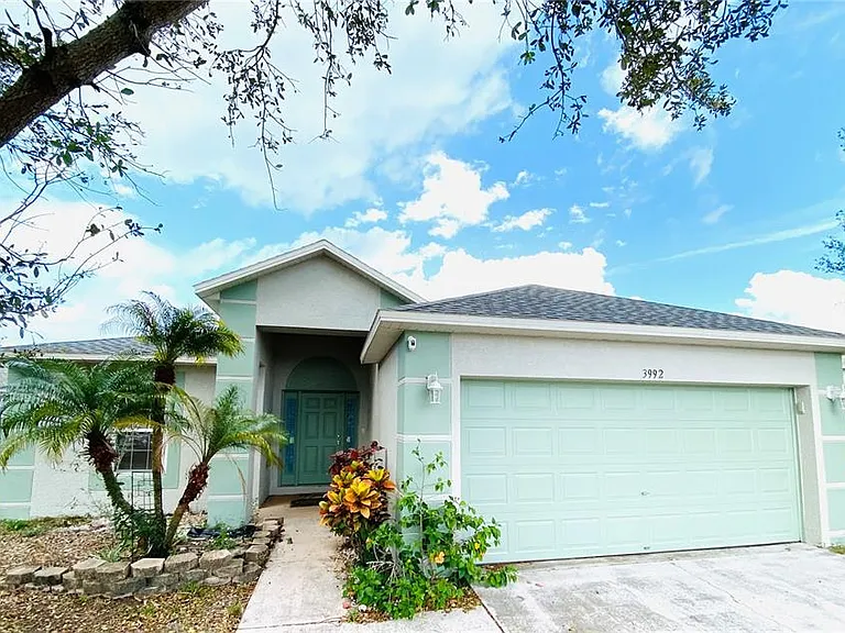 3992 Warbler Dr — Photo 3