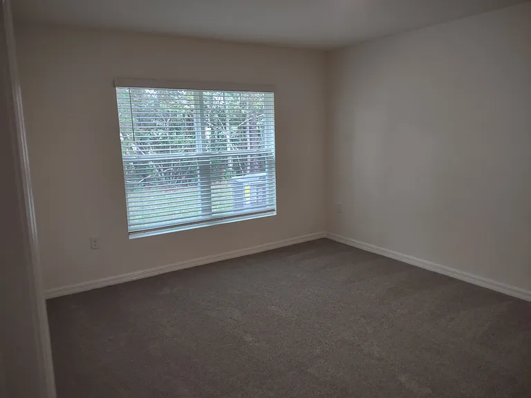 5215 Byronic Ct — Photo 6