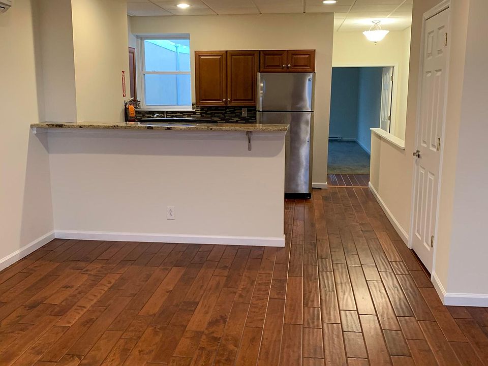 1st image of 1105 Snyder Ave #1