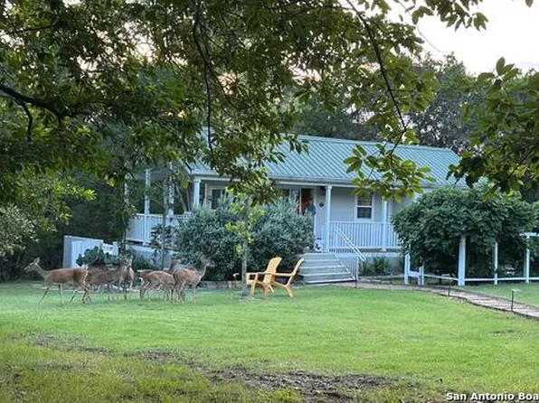 233 Walnut Grove Rd, Boerne, TX