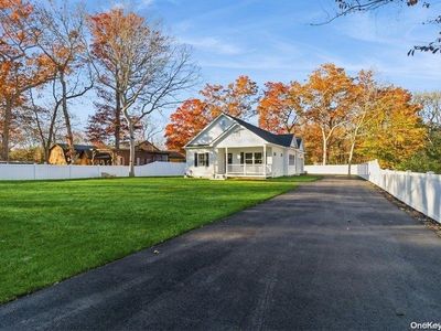 48 Avon Lane, Middle Island, NY, 11953