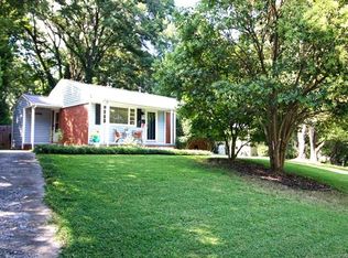 537 Manhasset Rd, Charlotte, NC 28209