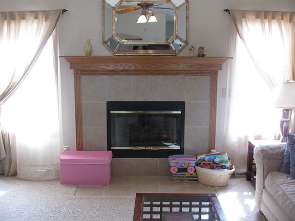 5th image of 525 Autumn Crest Dr