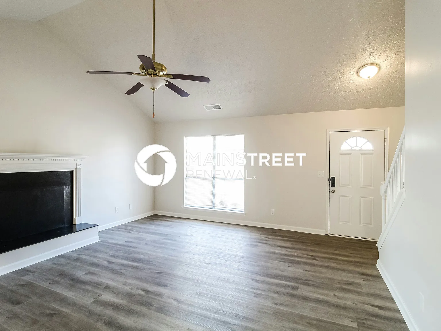 5960 Farmbrook Lane — Photo 3
